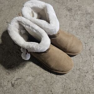Cozy Tan Kid's Boots